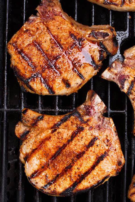 how to cook thick bone in pork chops on gas grill